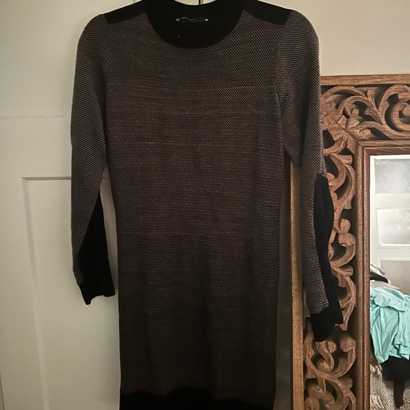 Sweater dress - Picture 2 of 4